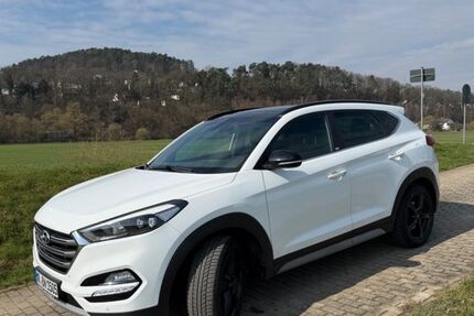 Hyundai TUCSON 112.000 km 16.999 &euro; Marburg 35041