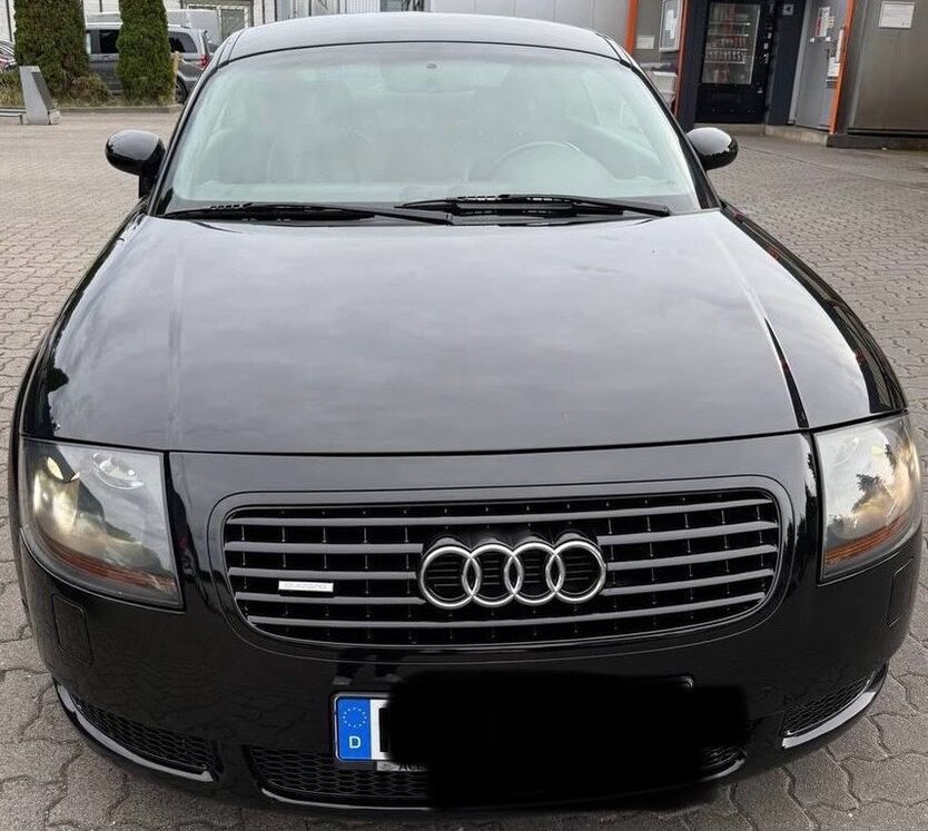 Audi TT 227.000 km 7.900 € Hamburg 21079