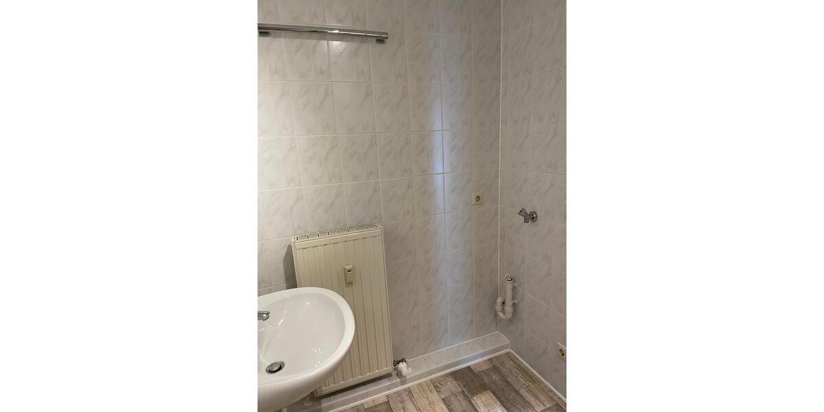 Etagenwohnung Falkenstein/Vogtland Vogtland - 2 Zimmer, 45 m&sup2;, 48.000&euro; | Angebot:26738157