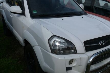 Hyundai TUCSON 201.600 km 4.950 &euro; Jena 07743