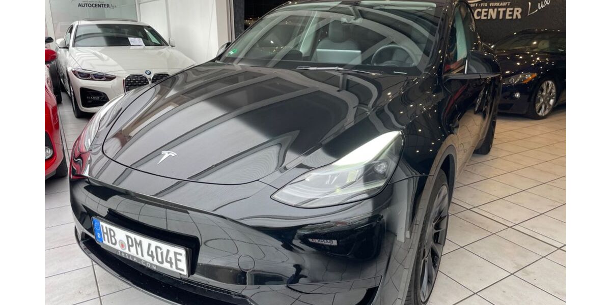Tesla Model Y 43.000 km 32.999 &euro; Bremen 28201