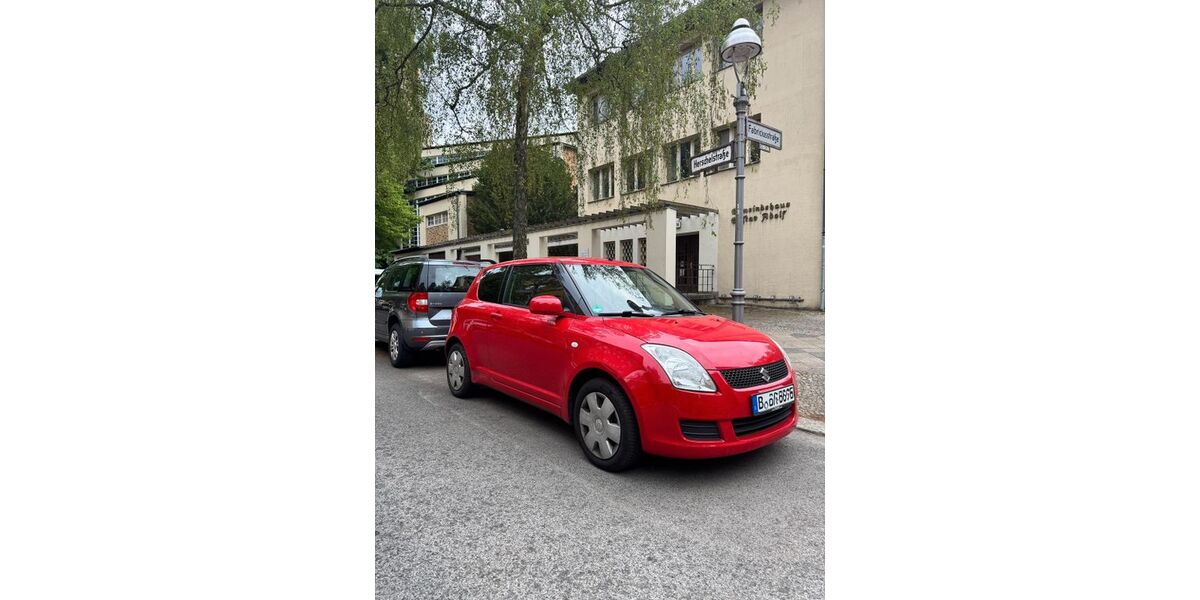 Suzuki Swift 109.800 km 2.400 &euro; Berlin Charlottenburg-Wilmersdorf 10589