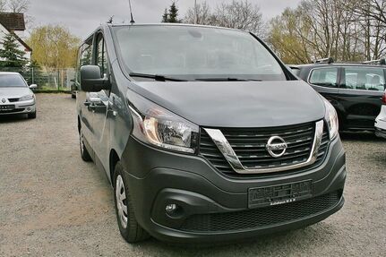 Nissan NV300