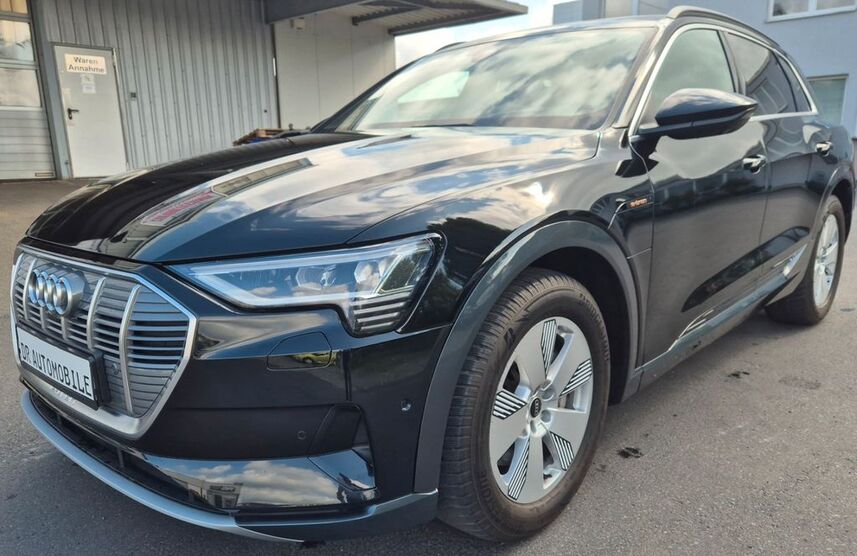 Audi e-tron 16.000 km 35.990 € Braunschweig 38112