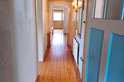 Haus Riegelsberg - 4 Zimmer, 90 m&sup2;, 1.150&euro; | Angebot:24588940