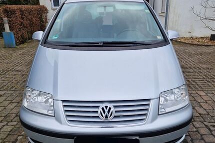 VW Sharan 231.000 km 4.600 &euro; Oldenburg 26133