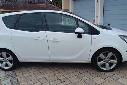 Opel Meriva 109.464 km 4.900 &euro; Pförring 85104