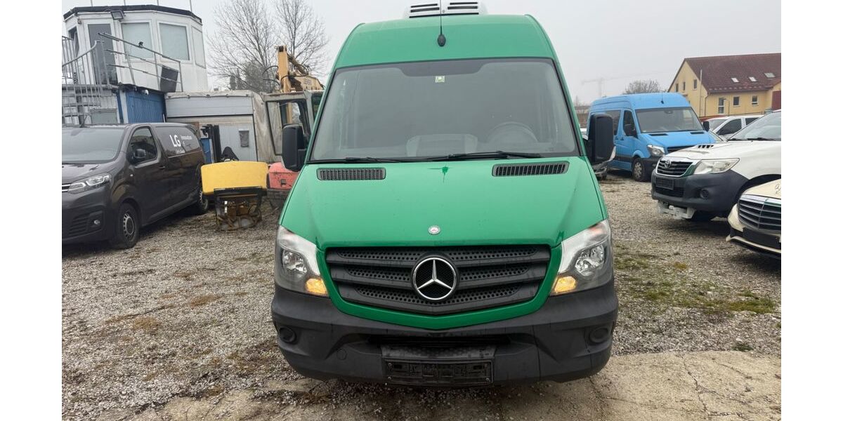 Mercedes-Benz Sprinter 334.000 km 7.999 &euro; München 81245