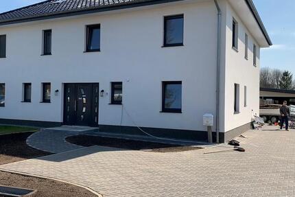 Haus Bad Bramstedt - 7 Zimmer, 220 m&sup2;, 685.000&euro; | Angebot:26614641