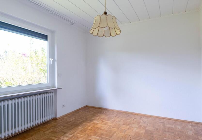 Charmanter Bungalow in Ofen mit Wintergarten, Garten und Garage – ideal zum Wohlfühlen! zimmer