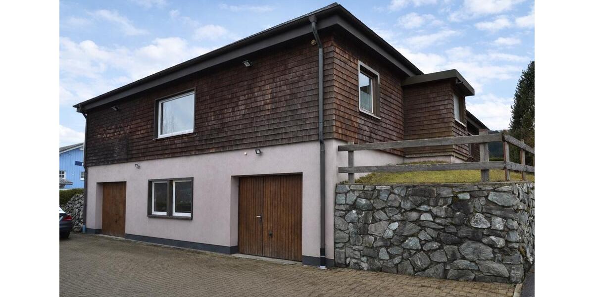 Bungalow Titisee-Neustadt Neustadt - 6 Zimmer, 175 m&sup2;, 420.000&euro; | Angebot:26239395