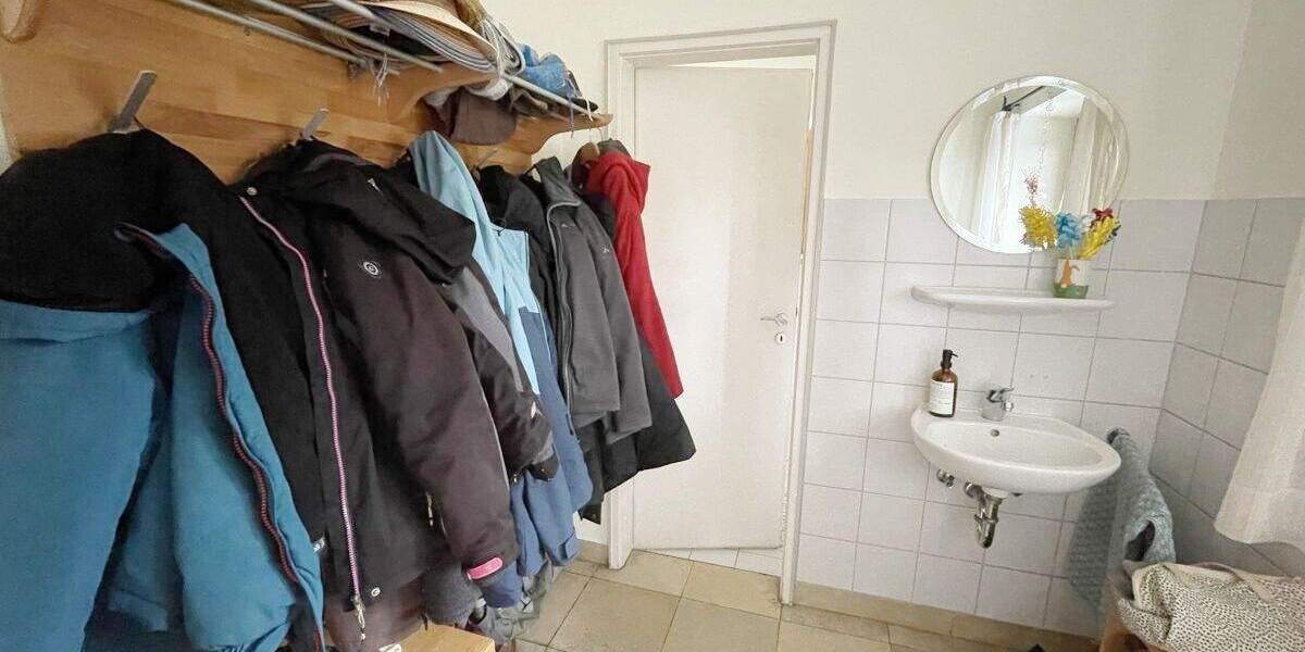 Einfamilienhaus Neu-Ulm Weststadt - 7 Zimmer, 198 m&sup2;, 490.000&euro; | Angebot:25355594