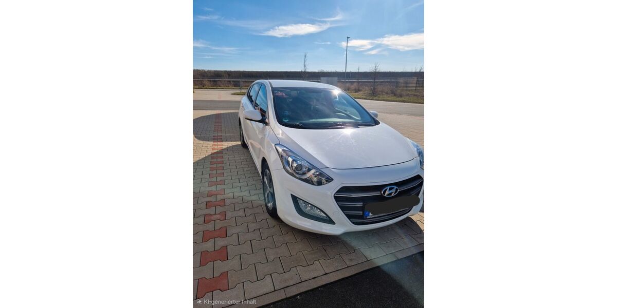 Hyundai i30 68.600 km 9.400 &euro; Velten 16727