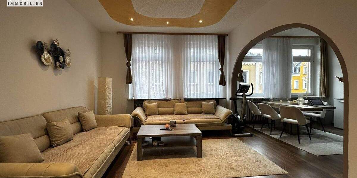 Etagenwohnung Hof Innenstadt - 4 Zimmer, 114 m&sup2;, 139.000&euro; | Angebot:25768147