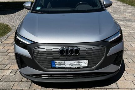 Audi Q4 e-tron 52.000 km 28.900 &euro; Painten 93351