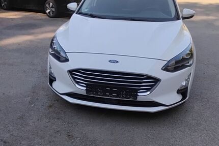Ford Focus 163.000 km 8.900 &euro; Neu-Isenburg 63263