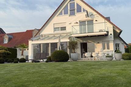 Highlight am See! Einfamilienhaus mit Seezugang und Premium-Ausstattung in Steinberg am See 6 zimmer