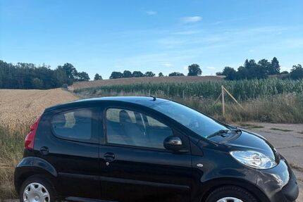 Peugeot 107 186.163 km 1.100 &euro; Brensbach 64395