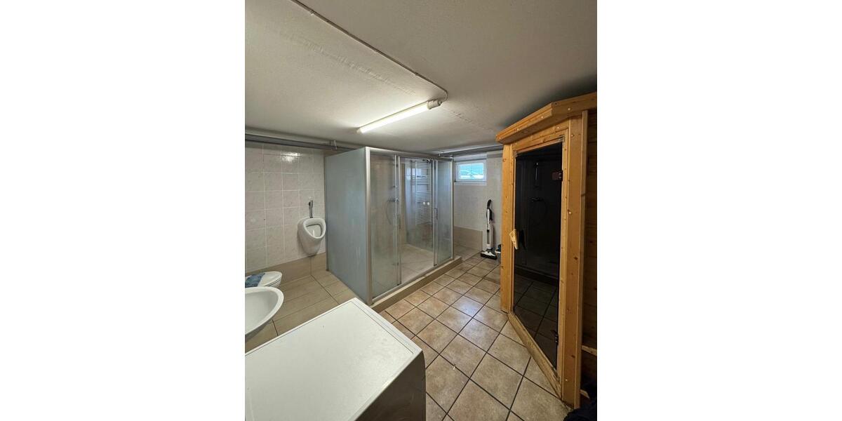 Gewerbeobjekt Lübeck Sankt Lorenz Nord - 6&euro; | Angebot:26642647