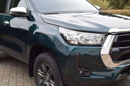 Toyota Hilux 27.500 km 47.900 &euro; Pressig 96332