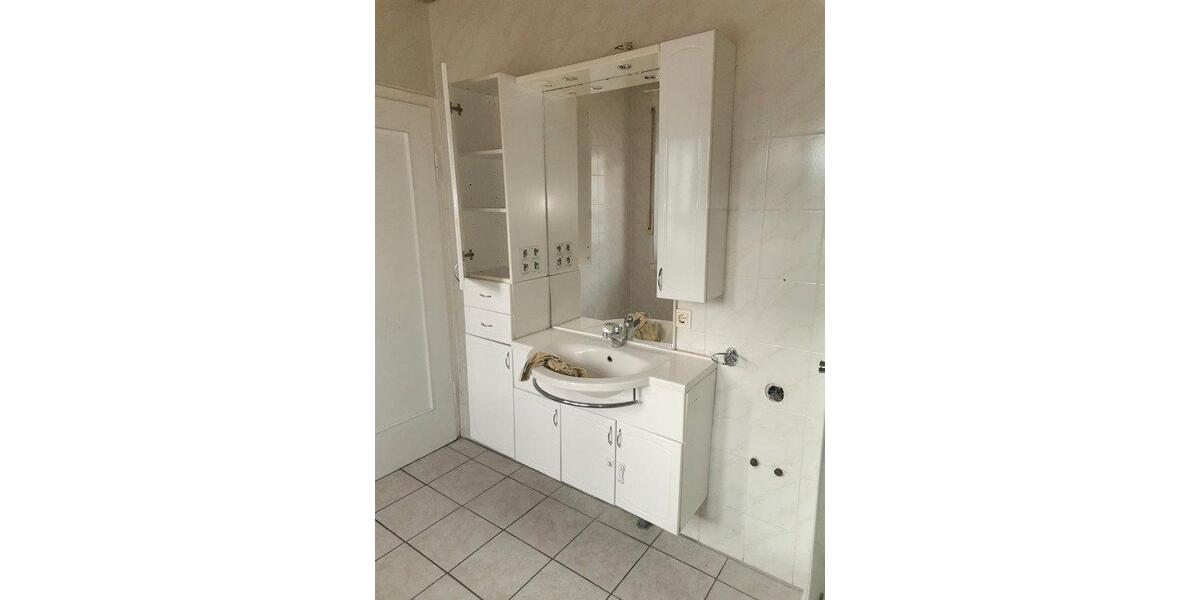 Mehrfamilienhaus, Wohnhaus Trossingen - 10.5 Zimmer, 220 m&sup2;, 339.000&euro; | Angebot:27083427