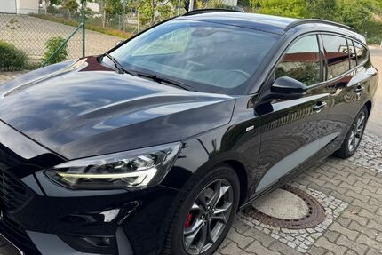 Ford Focus 92.000 km 13.499 &euro; Gablingen 86456
