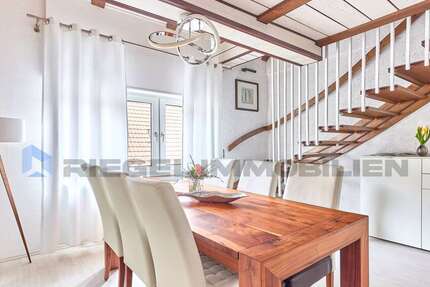 Haus Brühl - 7 Zimmer, 221 m&sup2;, 769.000&euro; | Angebot:26095891