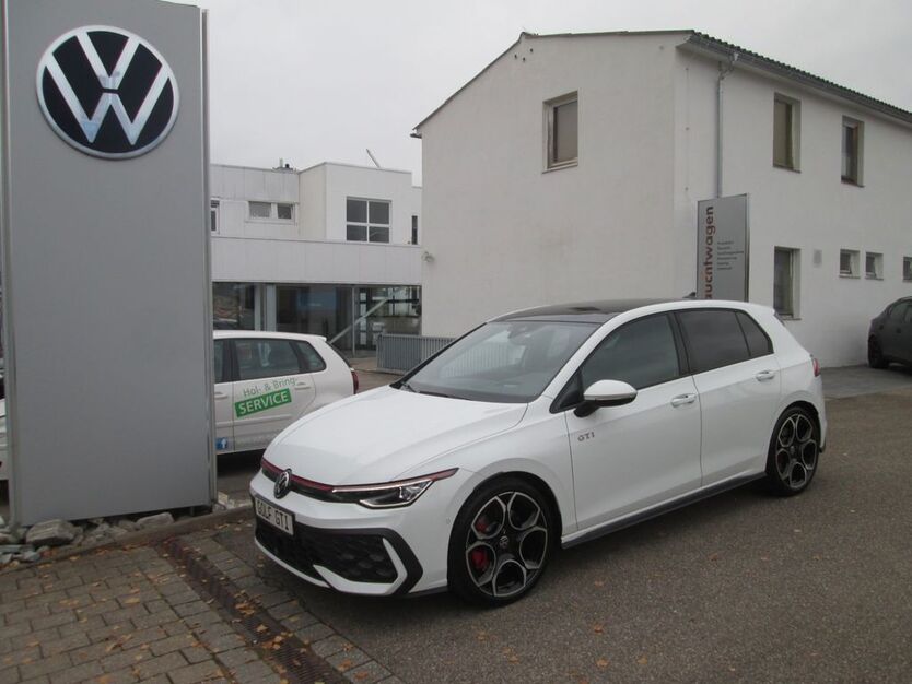 VW Golf 16.800 km 42.990 € Gunzenhausen 91710