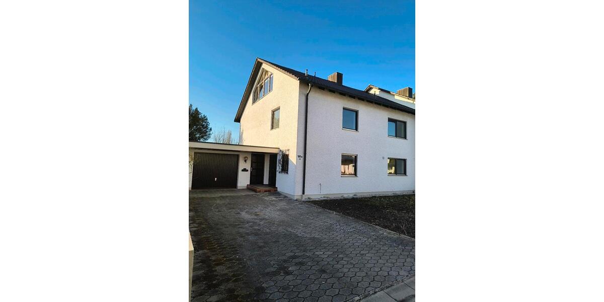 Doppelhaushälfte Straubing - 5 Zimmer, 160 m&sup2;, 1.350&euro; | Angebot:26163412