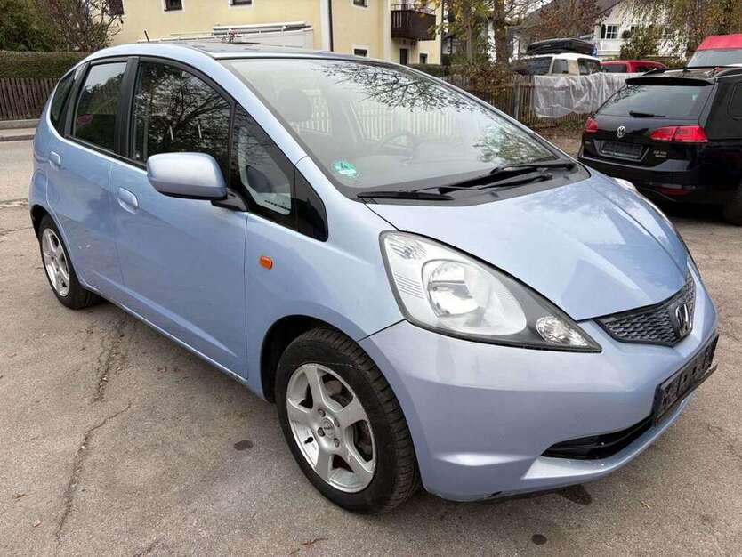 Honda Jazz 72.000 km 3.100 € München 81245