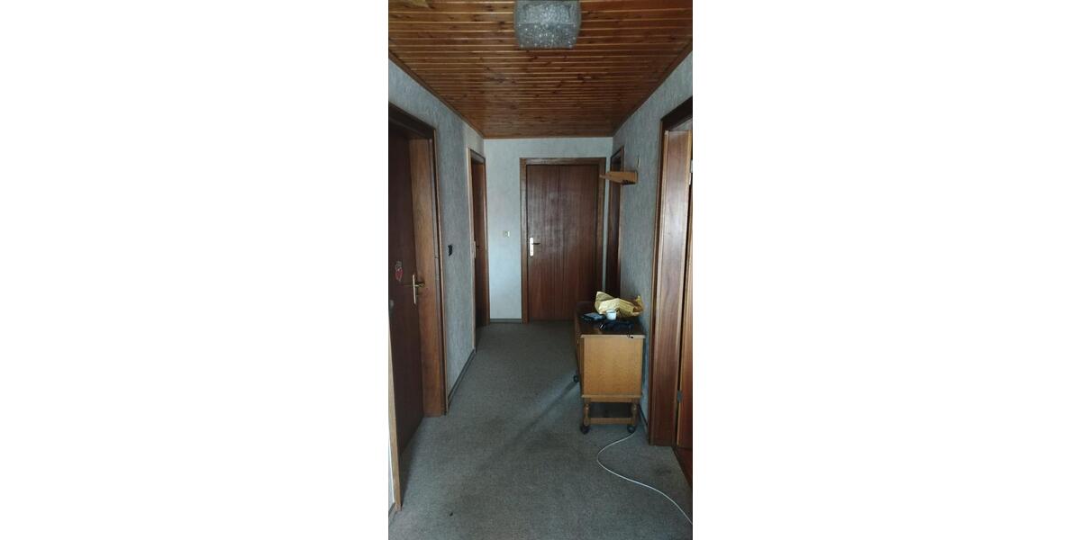 Einfamilienhaus Weiskirchen - 7 Zimmer, 145 m&sup2;, 145.000&euro; | Angebot:23578378