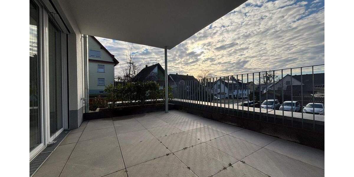 Etagenwohnung Friedrichshafen Kluftern - 3 Zimmer, 94 m&sup2;, 1.330&euro; | Angebot:25601583