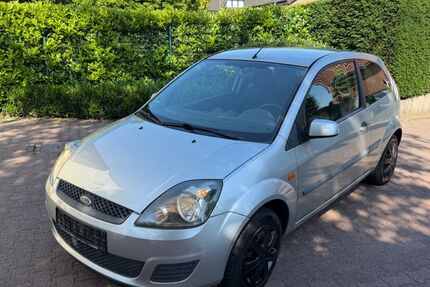 Ford Fiesta 170.000 km 1.399 &euro; Rheda Wiedenbrück 33378