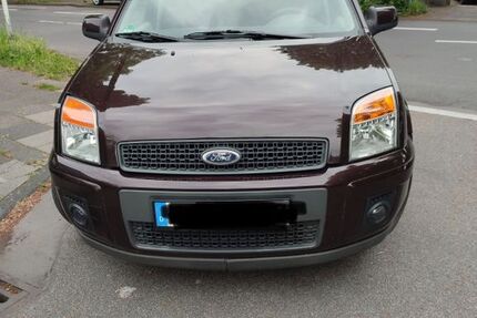 Ford Fusion 61.719 km 5.450 &euro; Köln 51107
