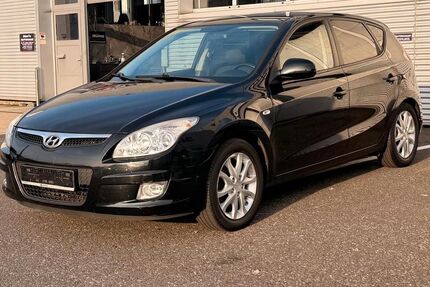 Hyundai i30 188.000 km 2.450 &euro; Mönchengladbach 41238