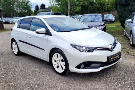Toyota Auris 100.000 km 9.790 &euro; Berlin 13127