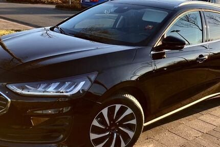 Ford Focus 21.000 km 22.500 &euro; Frankfurt 60438