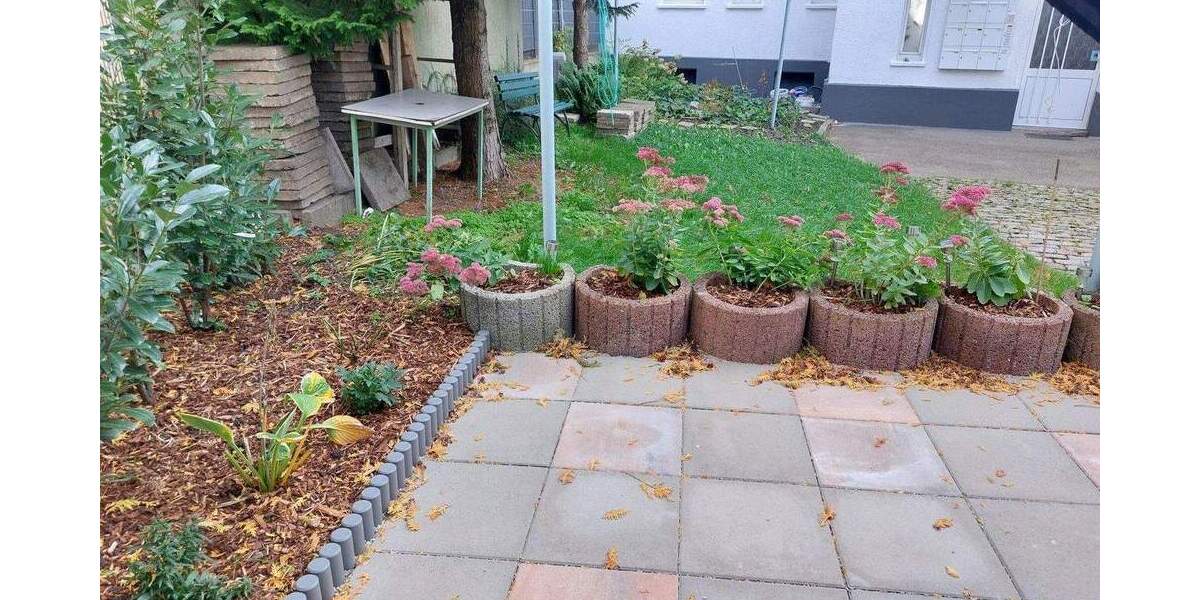 Mehrfamilienhaus, Wohnhaus Sachsen - Limbach-Oberfrohna Limbach-Oberfrohna - 3 Zimmer, 77 m&sup2;, 480&euro; | Angebot:25319589