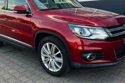 VW Tiguan 147.800 km 8.900 &euro; Ennigerloh 59320