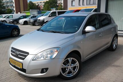 Kia ceed / Ceed 208.000 km 1.999 &euro; Rostock 18107