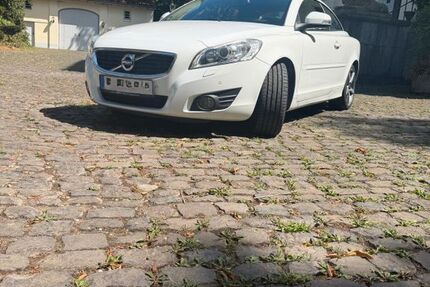 Volvo C70 116.000 km 15.900 &euro; Düsseldorf 40591