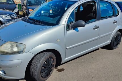 Citroen C3 90.508 km 2.490 &euro; Minden 32425