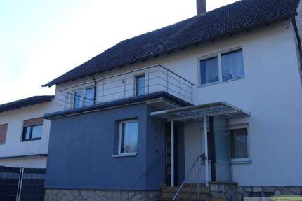 Haus Steinau an der Straße / Neustall Ulmbach - 8 Zimmer, 288 m&sup2;, 180.000&euro; | Angebot:25746838