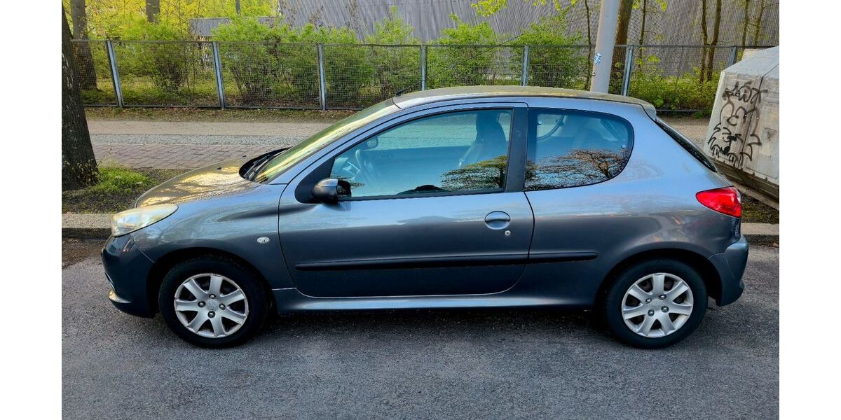 Peugeot 206 142.500 km 2.650 &euro; Berlin 13597