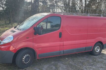 Opel Vivaro 108.100 km 5.250 &euro; Klötze 38486