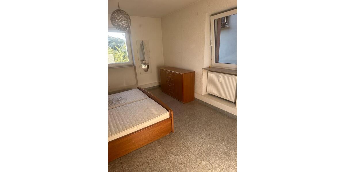 Erdgeschoßwohnung Weilbach - 1 Zimmer, 70 m&sup2;, 600&euro; | Angebot:26400714