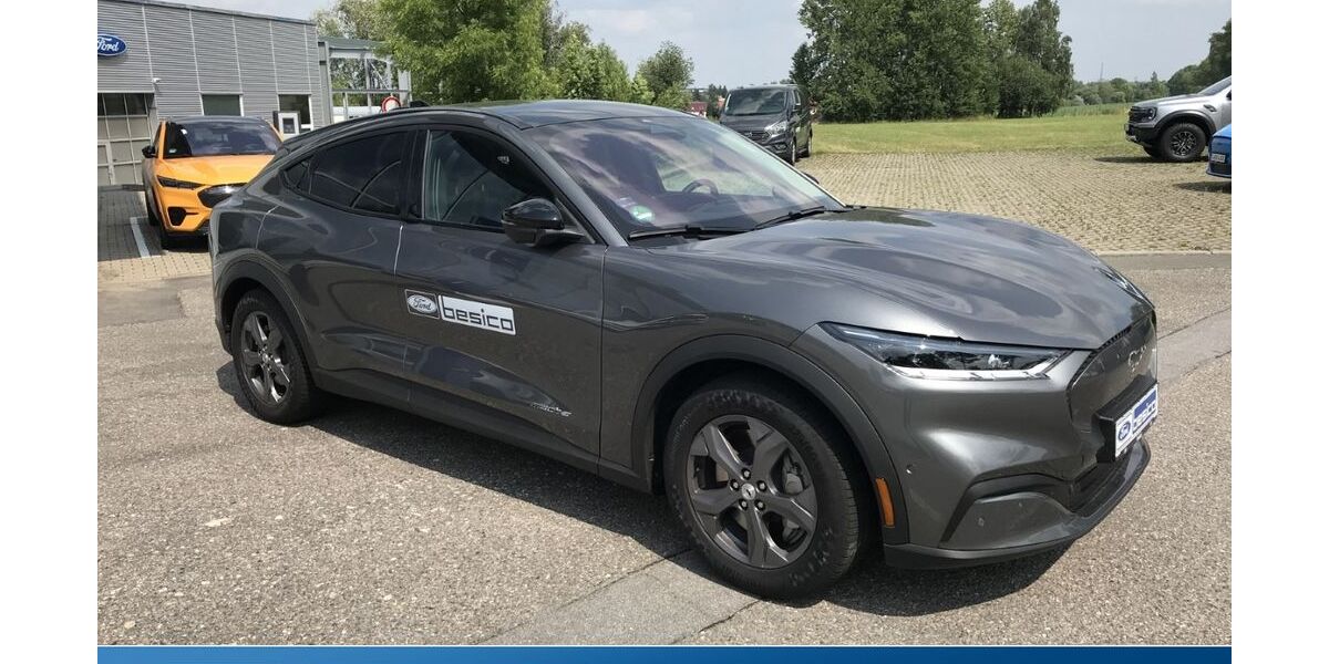 Ford Mustang Mach-E 27.000 km 30.890 &euro; Glauchau 08371
