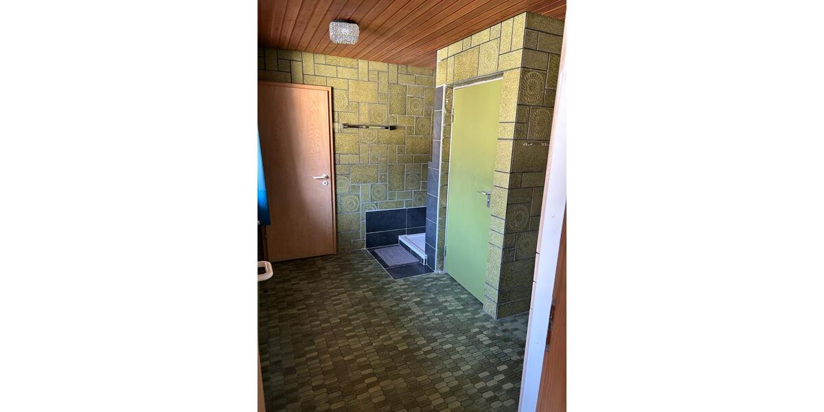 Dachgeschoßwohnung Tettnang - 2 Zimmer, 46 m&sup2;, 700&euro; | Angebot:25428434