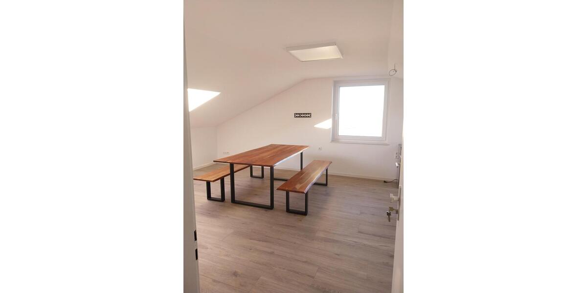 Dachgeschoßwohnung Schwieberdingen - 1 Zimmer, 35 m&sup2;, 620&euro; | Angebot:24794399