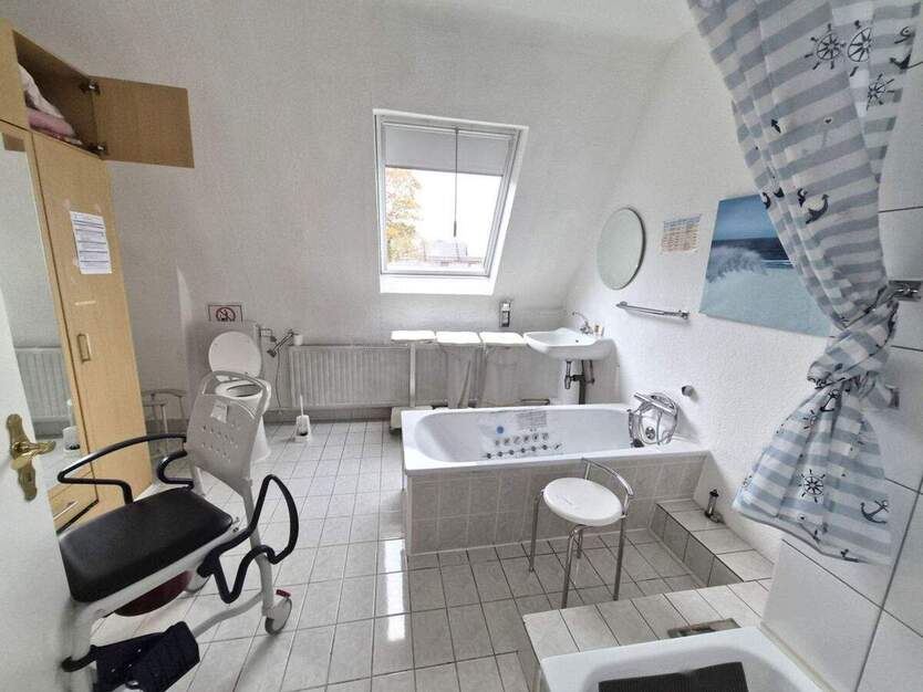 TOP Konzeptimmobilie für soziale Träger - Pflegeeinrichtung oder Wohnheim 1 zimmer